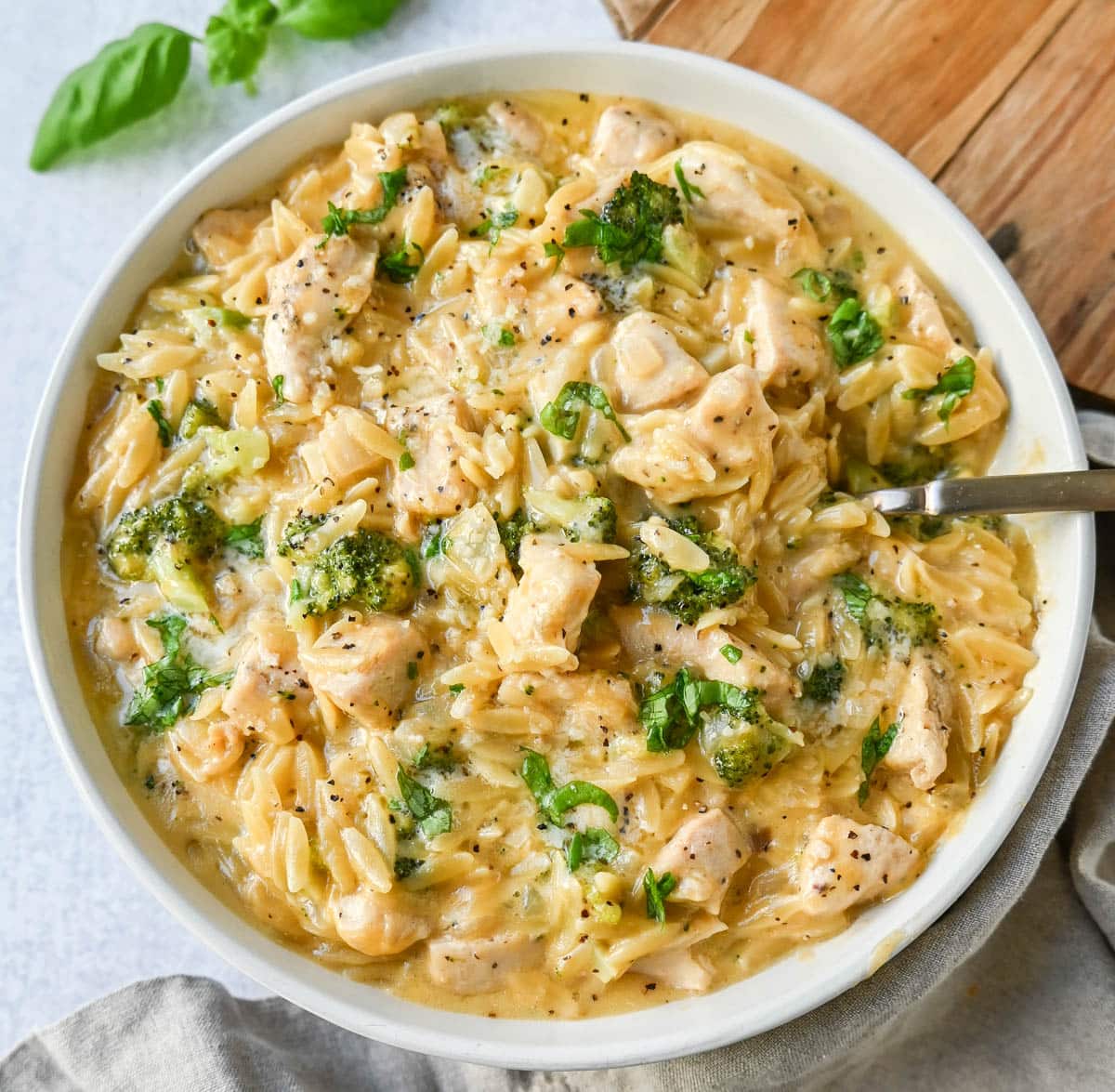 Creamy Cheesy Chicken Broccoli Orzo: Your Go-To One-Pan Meal